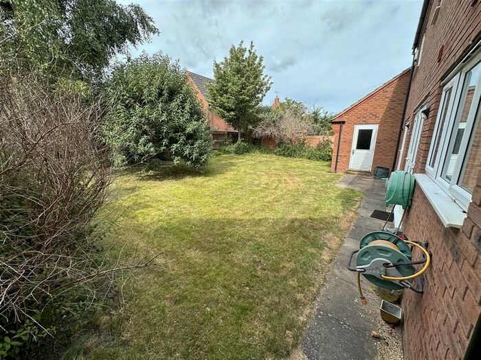 4 Bedroom Detached House For Sale In Valley Gardens Kingsway, Quedgeley, Gloucester, GL2