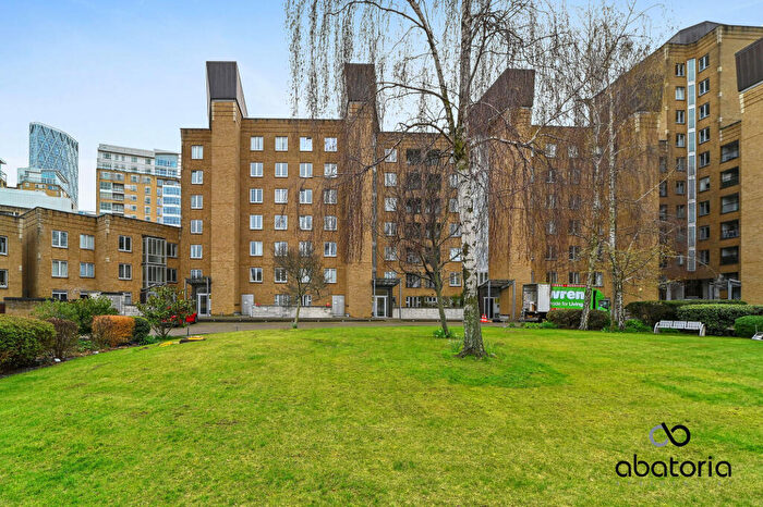1 Bedroom Apartment For Sale In Dundee Wharf, Three Colt Street, Limehouse, E14