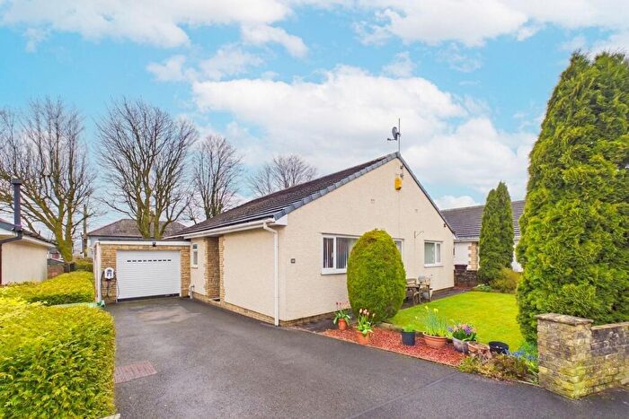 3 Bedroom Detached Bungalow For Sale In Rheda Close, Frizington, CA26