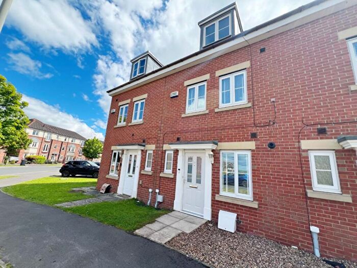 3 Bedroom Town House For Sale In Studley Drive, Spennymoor, DL16