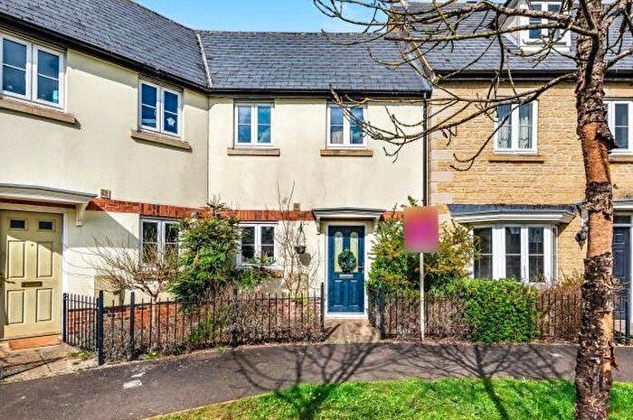 2 Bedroom Terraced House To Rent In The Lawns, Carterton, OX18