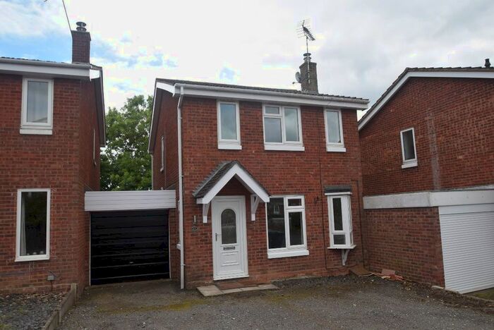3 Bedroom Detached House To Rent In Knightley Way, Gnosall, Stafford, ST20