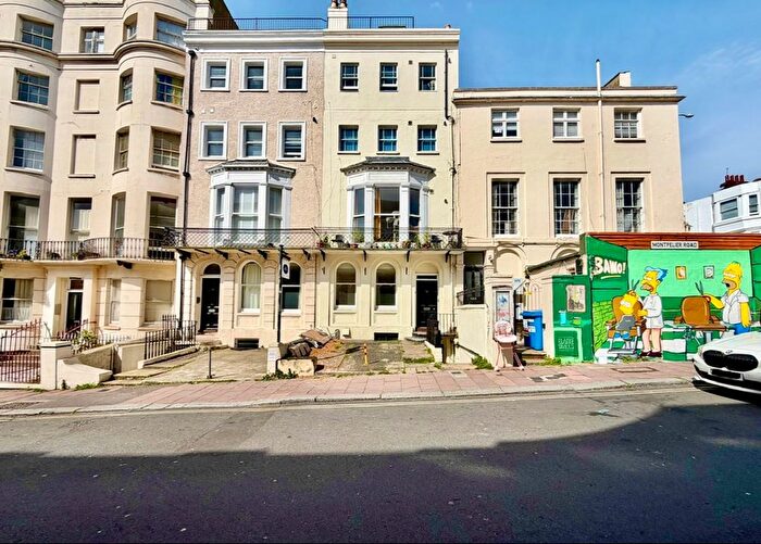 3 Bedroom Maisonette To Rent In Montpelier Road, Brighton, BN1