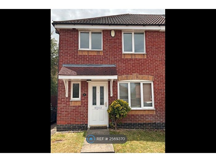 3 Bedroom Semi-Detached House To Rent In The Hawthorns, Kirkby In Ashfield, NG17