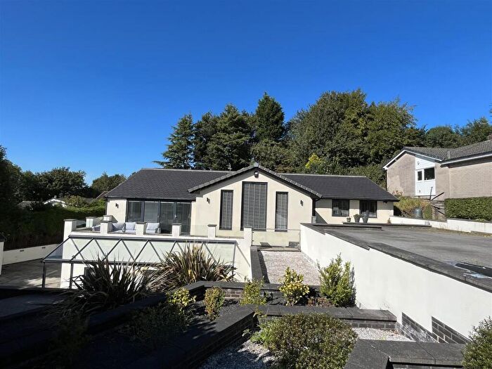 5 Bedroom Detached House For Sale In Wellbank, Stalybridge, SK15