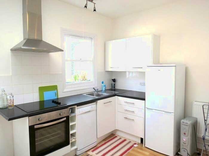 Studio To Rent In Fashion Street, London, E1