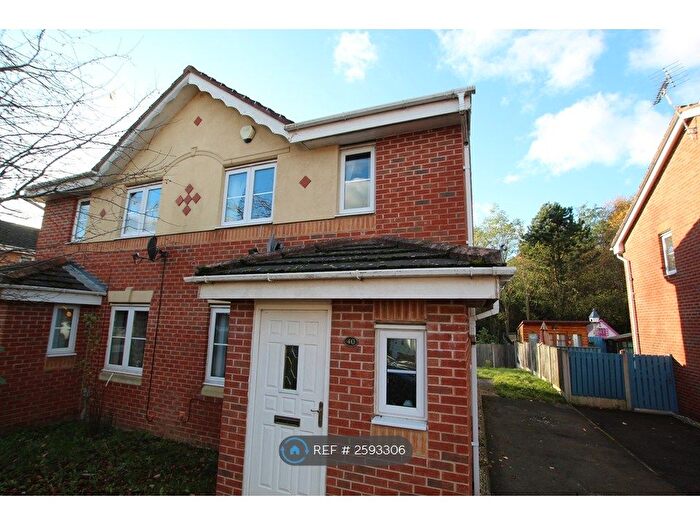 3 Bedroom Semi-Detached House To Rent In Bramham Croft, Wombwell, Barnsley, S73