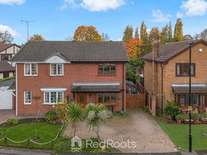 3 Bedroom Semi-Detached House For Sale In Challenger Drive, Sprotbrough, Doncaster, DN5