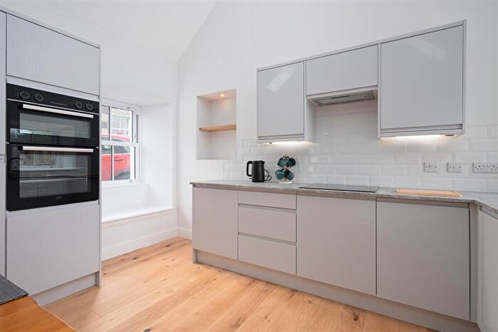 3 Bedroom Detached House For Sale In Main Street, Abernethy, Perth, PH2