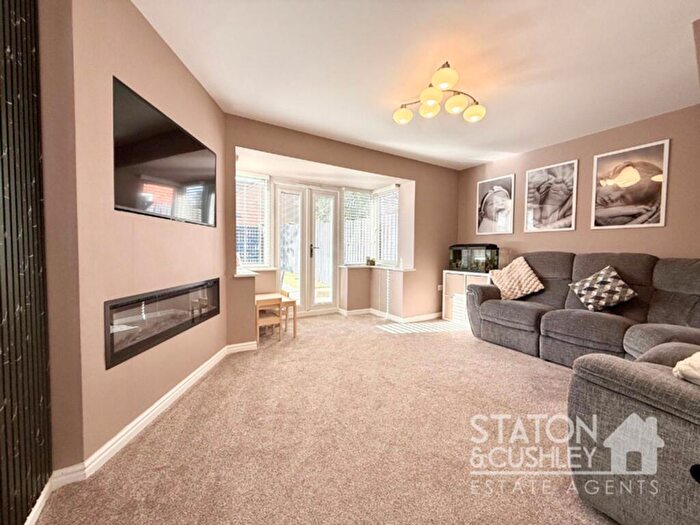 4 Bedroom End Of Terrace House For Sale In Mansfield Road, Clipstone Village, NG21