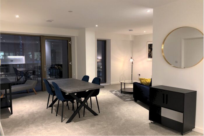 2 Bedroom Apartment To Rent In Block A Local Crescent, M5