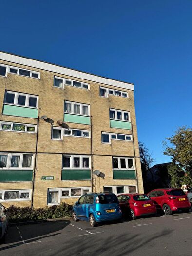 2 Bedroom Maisonette To Rent In Vanguard Road, Southampton, SO18