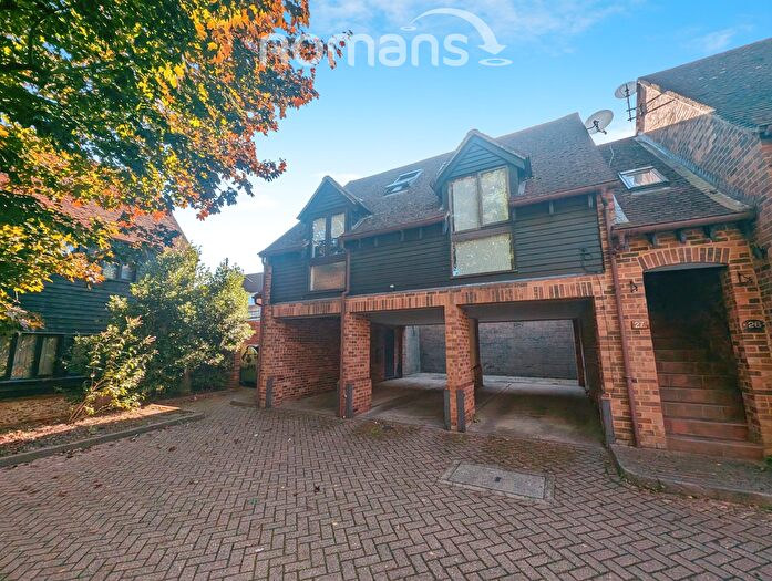 1 Bedroom Flat To Rent In Copyground Court, Copyground Lane, High Wycombe, HP12