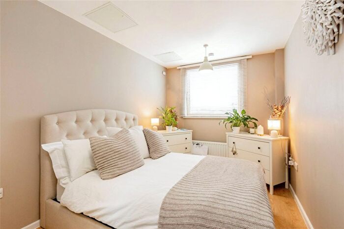 1 Bedroom Flat For Sale In Lime Kiln Road, Bristol, BS1