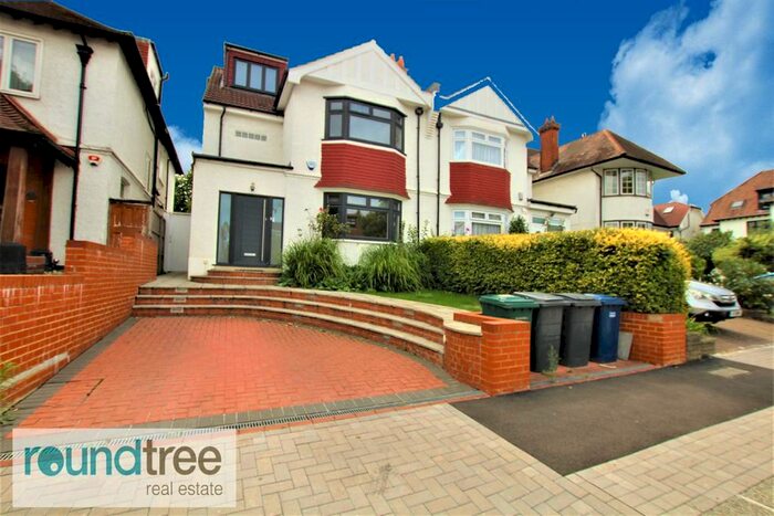 5 Bedroom House To Rent In Middleton Road, Golders Green, NW11