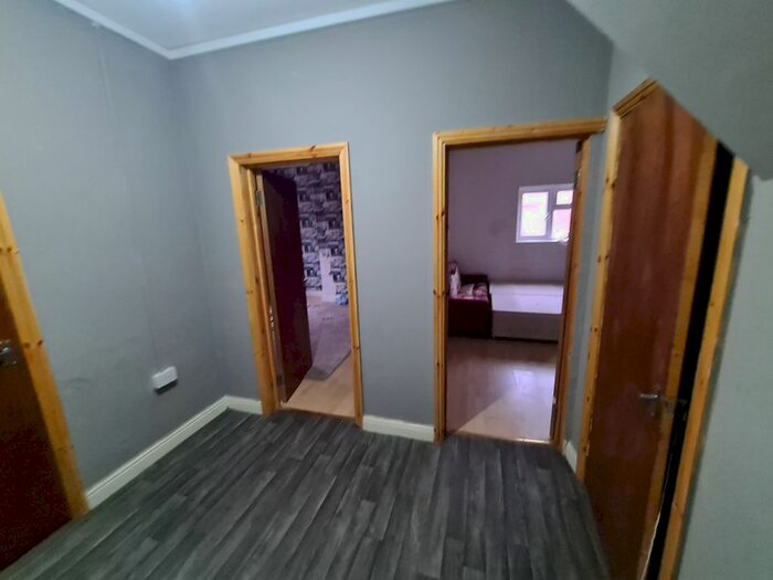 2 Bedroom Flat To Rent In Springfield, Walsall, WS4