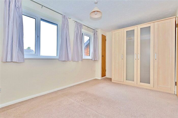 1 Bedroom Flat To Rent In Beta Road, Woking, Surrey, GU22