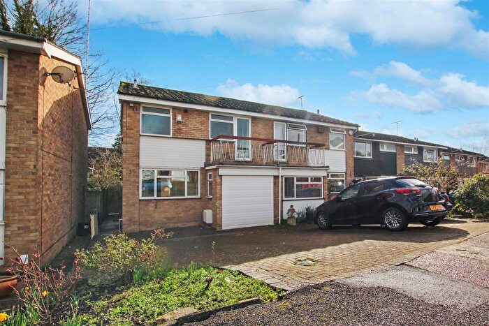 3 Bedroom End Of Terrace House To Rent In Knoll Crescent, Northwood, HA6
