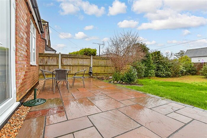 3 Bedroom Detached Bungalow For Sale In Heather Drive, St. Michaels, Tenterden, Kent, TN30