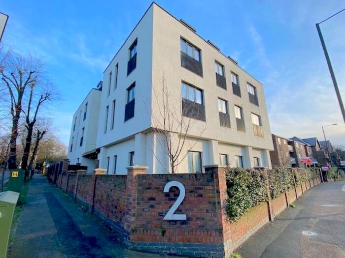2 Bedroom Apartment To Rent In Roxborough House, Roxborough Avenue, Harrow, Middlesex, HA1