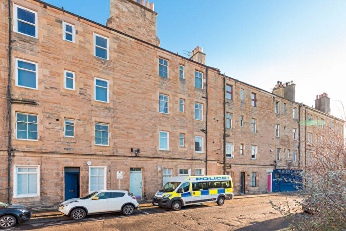 1 Bedroom Flat For Sale In , St Leonard’s Hill, Newington, EH8