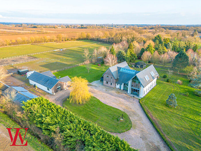 5 Bedroom Detached House For Sale In Lubberhedges Lane, Stebbing, Dunmow, Essex, CM6