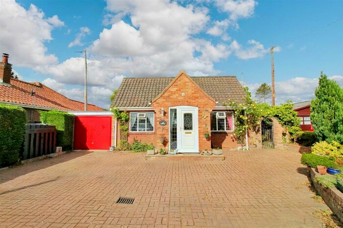3 Bedroom Detached Bungalow For Sale In Ashmanhaugh, NR12