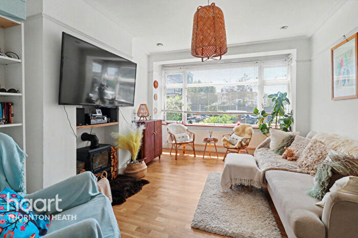 3 Bedroom Terraced House For Sale In Mayfield Crescent, Thornton Heath, CR7