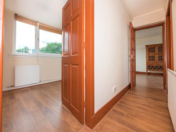 1 Bedroom Flat To Rent In Redbraes Grove, Edinburgh, EH7
