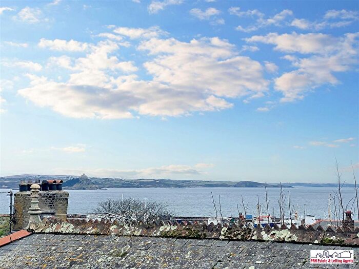 1 Bedroom Flat For Sale In Chapel Street, Penzance, TR18