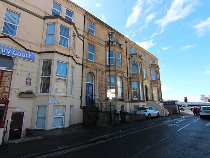 2 Bedroom Flat To Rent In Victoria Square, Weston-super-Mare, North Somerset, BS23