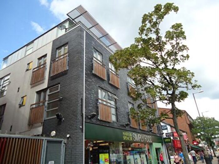 2 Bedroom Apartment To Rent In Wilmslow Road, Didsbury, M20