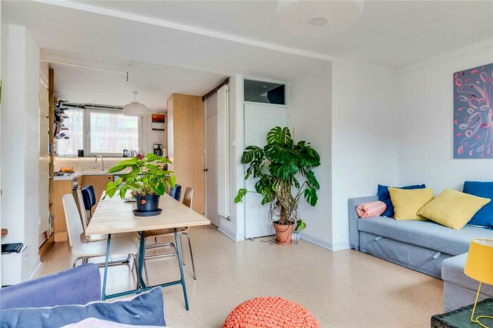 3 Bedroom Flat To Rent In Crayle House, Malta Street, EC1V