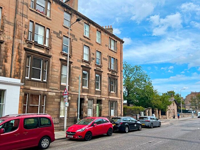 Studio To Rent In Henderson Row, Stockbridge, Edinburgh, EH3