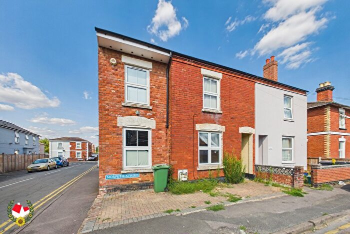 4 Bedroom Semi Detached House For Sale In Morpeth Street, Gloucester, GL1