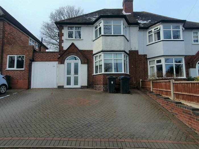 3 Bedroom Semi-Detached House To Rent In Milverton Road, Erdington, B23