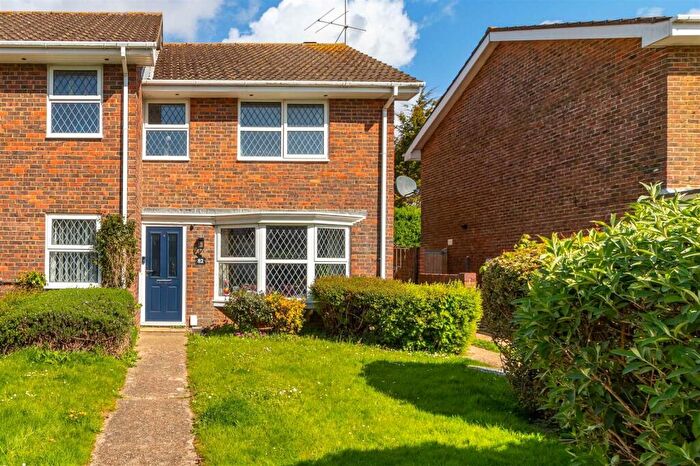 4 Bedroom End Of Terrace House For Sale In Rusper Road South, Worthing, BN13