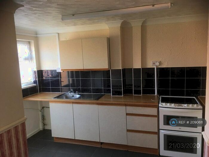 3 Bedroom Terraced House To Rent In Bernard Close, Huntingdon, PE29
