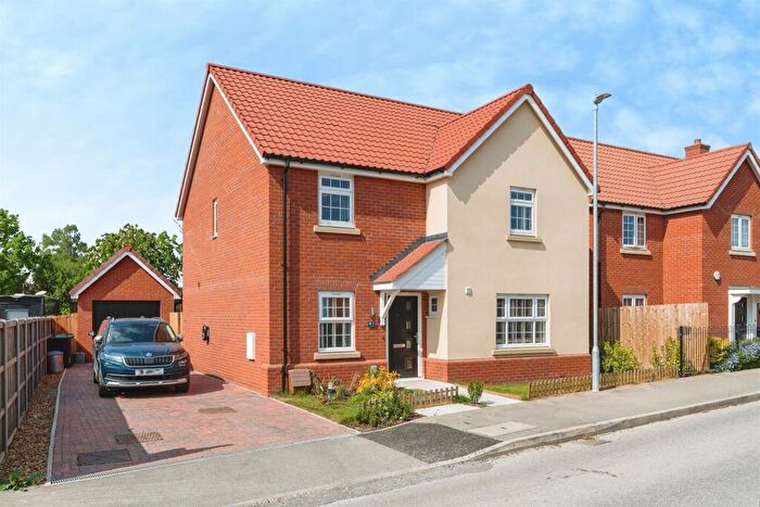 4 Bedroom Detached House For Sale In Perch Chase, Soham, Ely, CB7