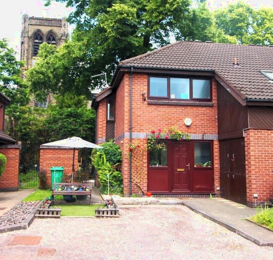 1 Bedroom Flat To Rent In Ambrose Gardens, West Didsbury, Didsbury, Manchester, M20