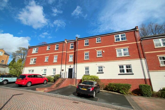 2 Bedroom Flat To Rent In Teale Court, Leeds, West Yorkshire, Uk, LS7