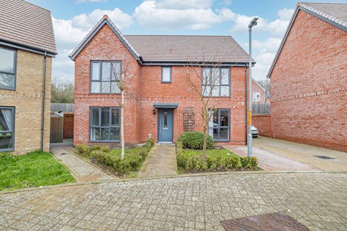 4 Bedroom Detached House For Sale In Jasper Kingscote Crescent, Ashford, TN23