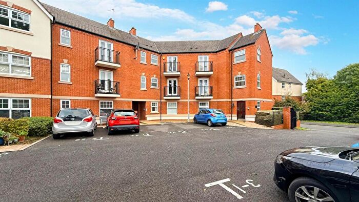 2 Bedroom Apartment For Sale In Brookfield Road, Kings Norton, Birmingham, B30