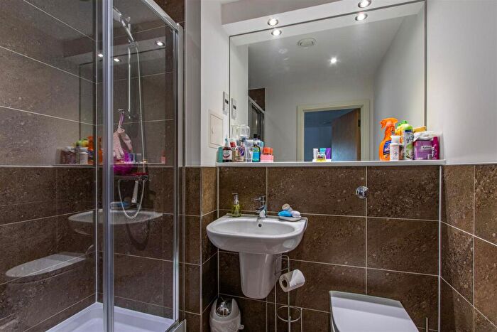 2 Bedroom Apartment To Rent In Pendeen House, Ferry Court, Cardiff Bay, CF11
