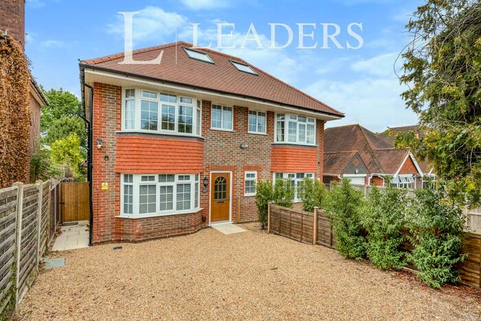 6 Bedroom Apartment To Rent In Onslow Village, GU2