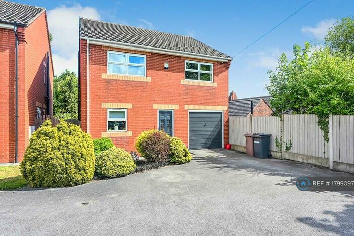 4 Bedroom Detached House To Rent In Nottingham Road, Ilkeston, DE7