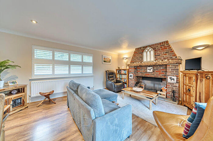 3 Bedroom Detached Bungalow For Sale In Kenley Lane, Kenley, CR8