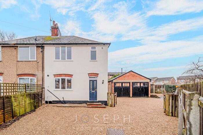 3 Bedroom Semi Detached House For Sale In Matson Road, Ipswich, IP1
