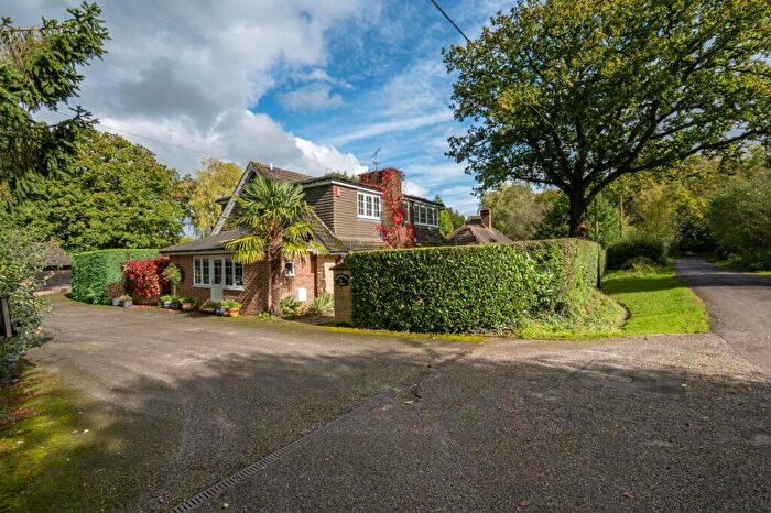 4 Bedroom Detached House For Sale In Hermongers Lane, Rudgwick, RH12
