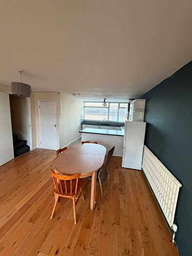 5 Bedroom Terraced House To Rent In Vicarage Drive, Gravesend, DA11